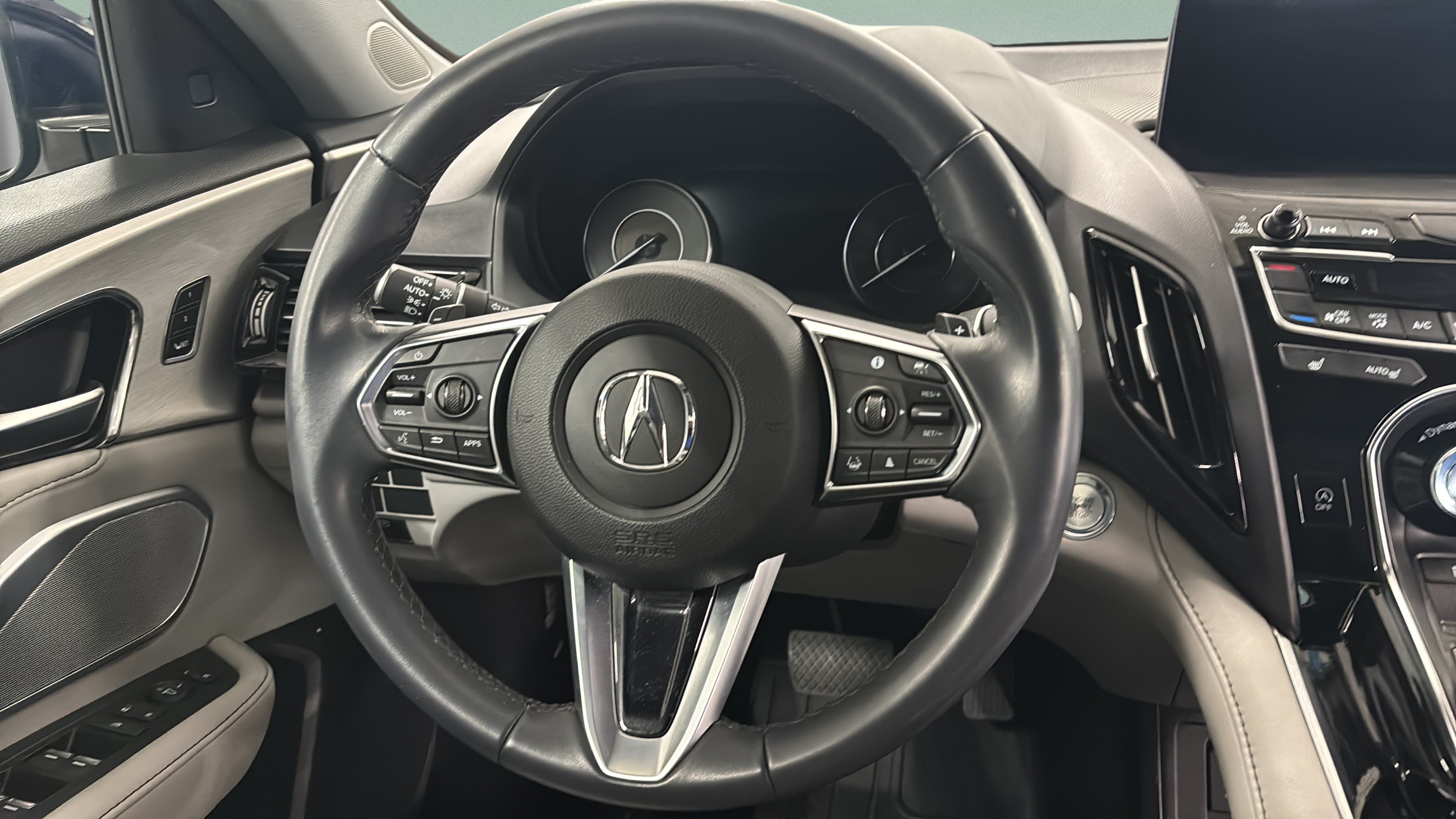 Used 2023 Acura RDX w/ Technology Package FWD image 31