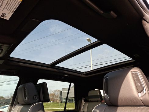 Certified 2024 Cadillac Escalade Sport w/ LPO, ONYX Package image 13