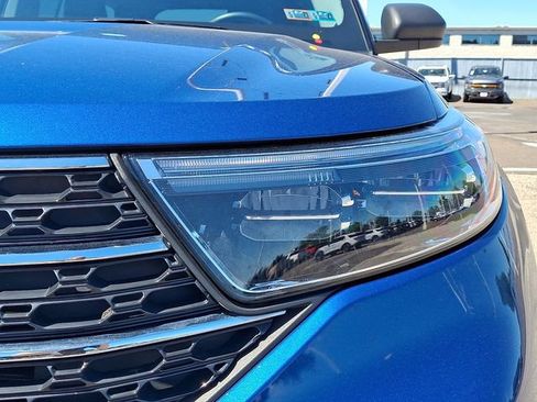 Certified 2023 Ford Explorer XLT AWD/4WD image 9