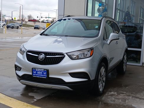 Used 2017 Buick Encore Preferred image 3