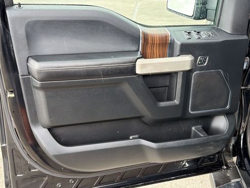 Used 2016 Ford F150 Lariat w/ Trailer Tow Package RWD image 13