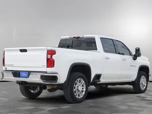 Used 2024 Chevrolet Silverado 2500 LTZ w/ LTZ Premium Package AWD/4WD image 5