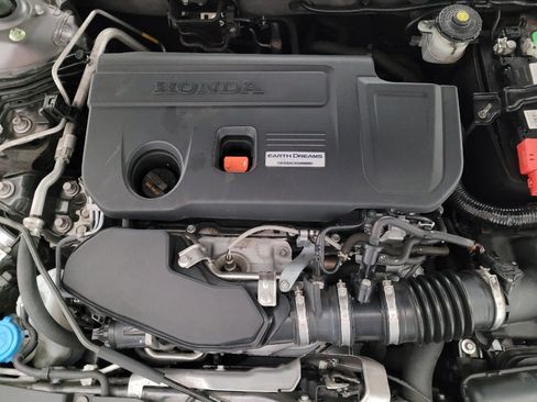 Used 2018 Honda Accord Sport image 30