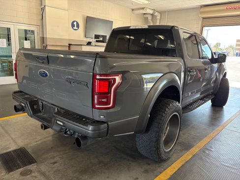 Used 2018 Ford F150 Raptor w/ Equipment Group 802A Luxury AWD/4WD image 2