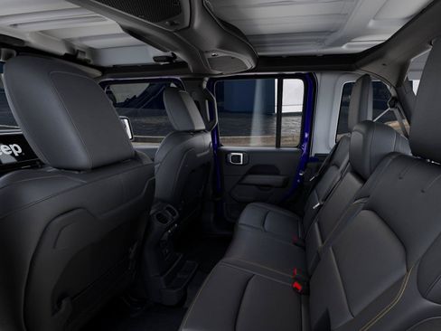 New 2026 Jeep Wrangler Unlimited Sahara AWD/4WD image 23
