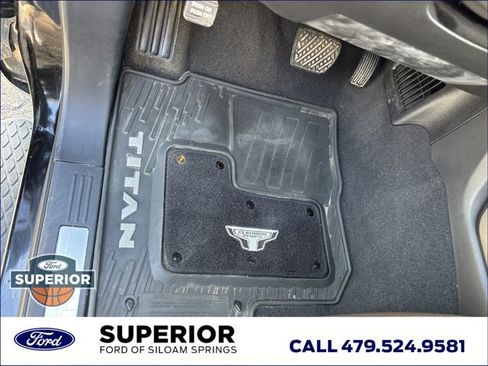 Used 2021 Nissan Titan Platinum Reserve w/ Moonroof Package AWD/4WD image 27