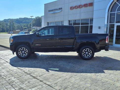 Used 2022 GMC Canyon AT4 w/ Trailering Package image 9