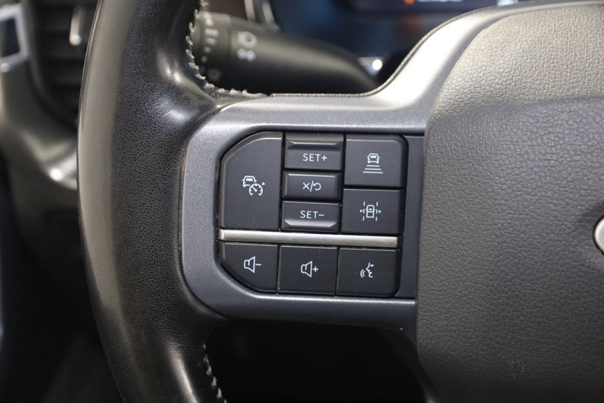 Used 2023 Ford F150 Lariat w/ Equipment Group 502A High AWD/4WD image 39