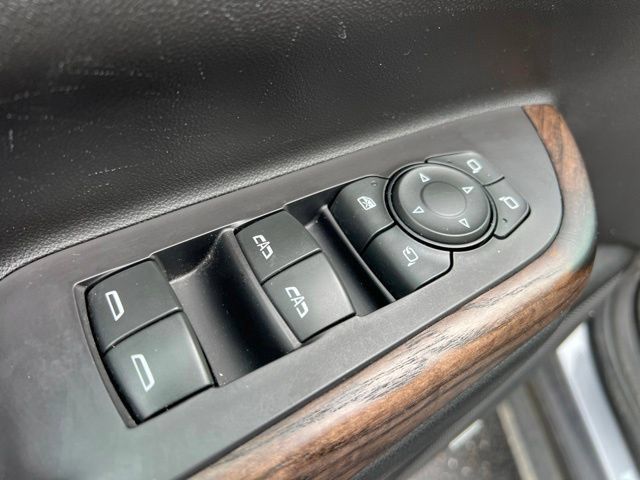 Used 2020 GMC Acadia Denali w/ Technology Package AWD/4WD image 29