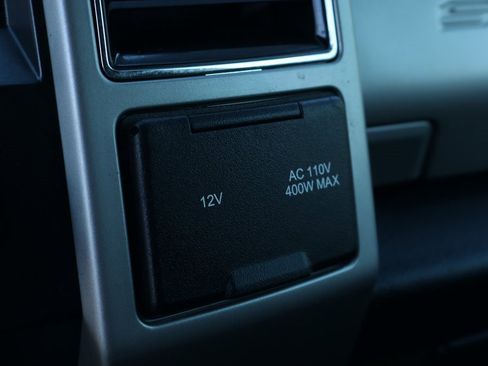 Used 2019 Ford F250 Lariat w/ Lariat Value Package image 41