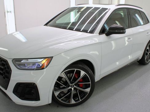 Used 2023 Audi SQ5 Premium Plus w/ Premium Plus Package AWD/4WD image 13