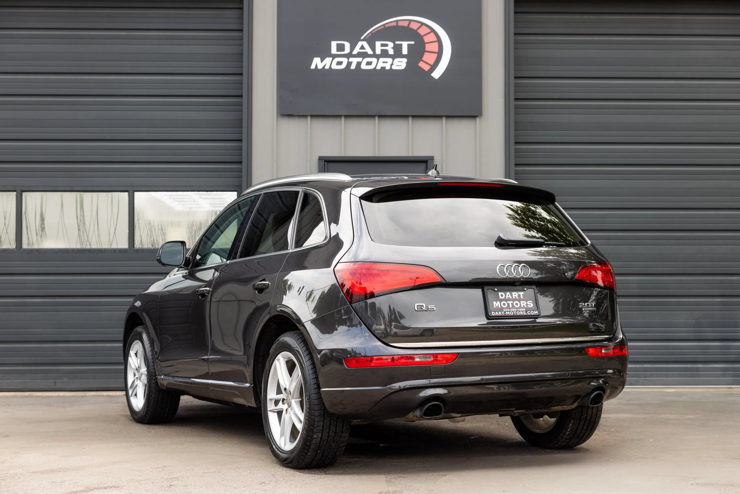 Used 2016 Audi Q5 2.0T Premium Plus w/ Technology Package AWD/4WD image 5