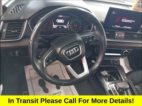 Used 2021 Audi Q5 2.0T Premium w/ Convenience Package AWD/4WD image 3