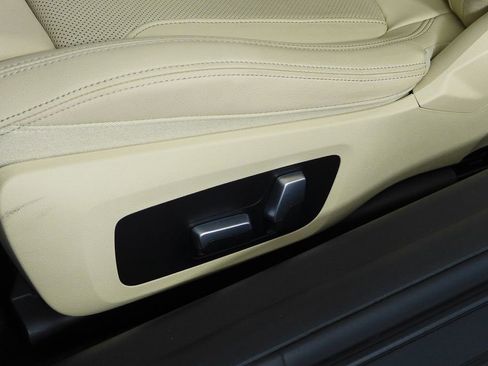 Certified 2023 BMW 230i Coupe w/ Convenience Package image 24