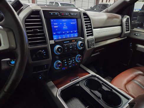 Used 2020 Ford F250 King Ranch w/ King Ranch Ultimate Package AWD/4WD image 50