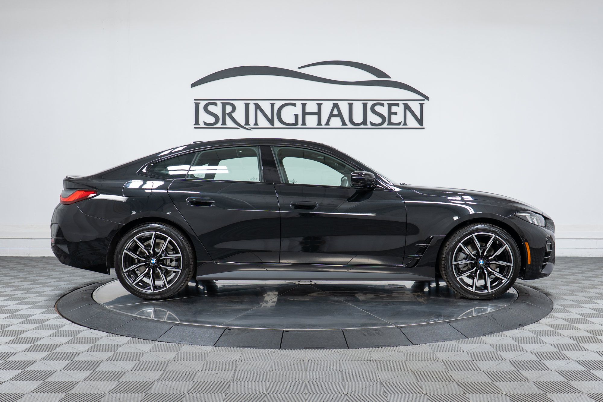 New 2026 BMW 430i xDrive w/ M Sport Package AWD/4WD image 4