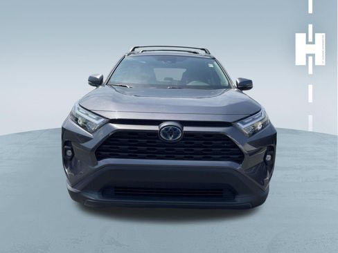 Used 2023 Toyota RAV4 XLE Premium AWD/4WD image 2