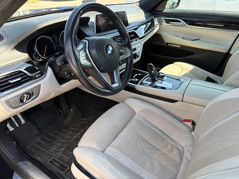 Used 2016 BMW 750i xDrive AWD/4WD image 30