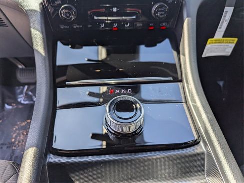 New 2025 Jeep Grand Cherokee Laredo w/ MOPAR Finishing Package image 15