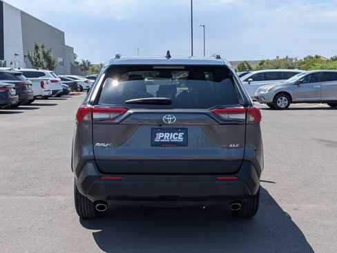 Used 2025 Toyota RAV4 XLE FWD image 6