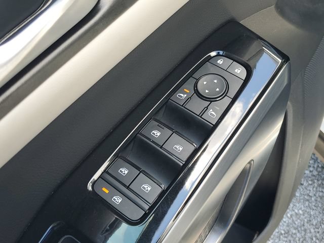 Certified 2025 Nissan Pathfinder SL FWD image 28