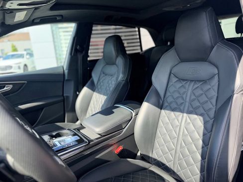 Certified 2023 Audi SQ8 Prestige w/ Prestige Package AWD/4WD image 11