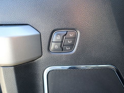 Used 2021 Ford F350 Lariat w/ Lariat Ultimate Package image 23