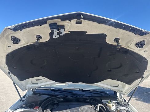 Used 2014 Mercedes-Benz E 350 Cabriolet image 18