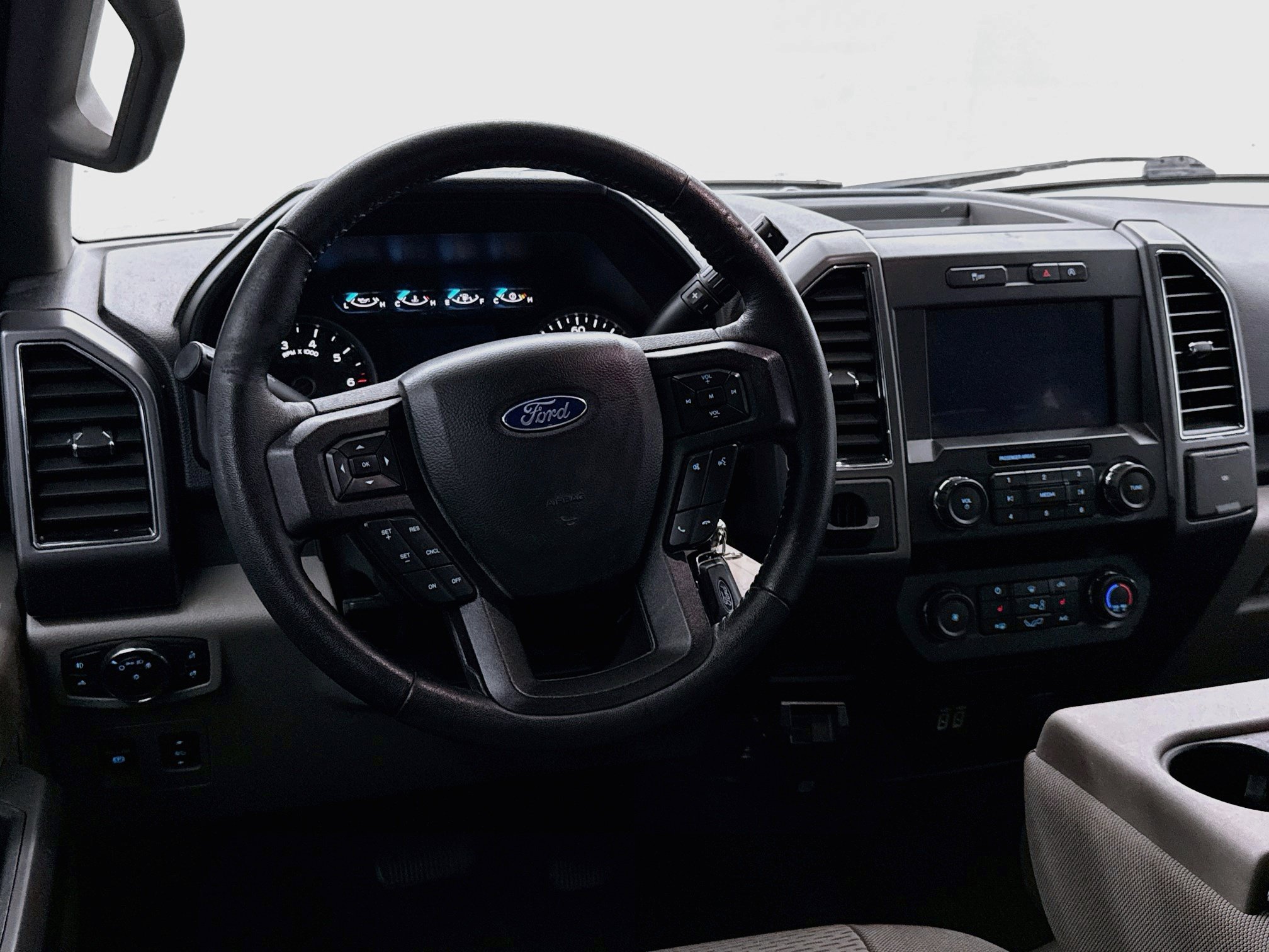 Used 2019 Ford F150 XLT w/ Equipment Group 302A Luxury RWD image 17