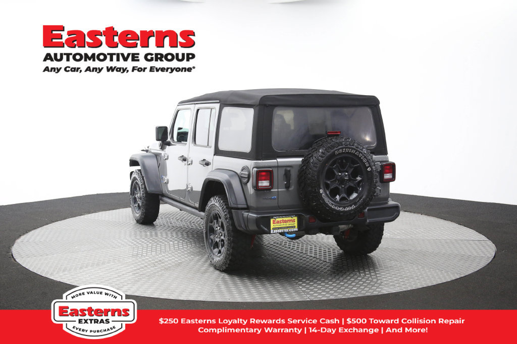 Used 2023 Jeep Wrangler Unlimited w/ Cold Weather Group AWD/4WD image 37