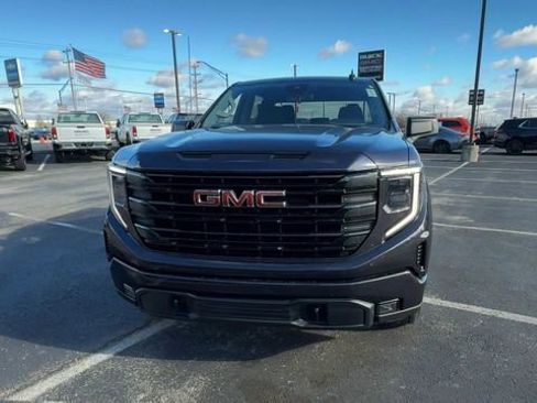 Used 2023 GMC Sierra 1500 Elevation image 3