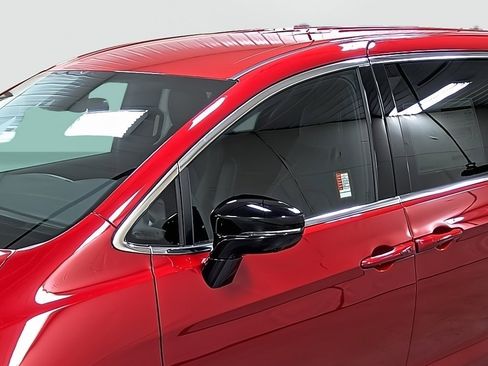 New 2026 Chrysler Pacifica Select image 8