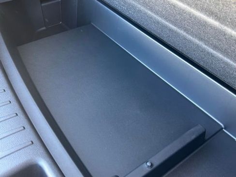 Used 2026 Kia Sorento LX image 10