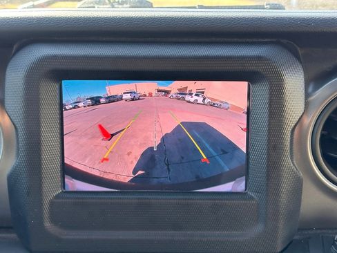 Used 2023 Jeep Wrangler Sport S image 30