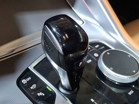 Certified 2023 BMW X6 xDrive40i w/ Premium Package image 13