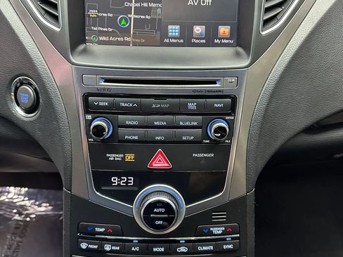 Used 2017 Hyundai Azera FWD image 21