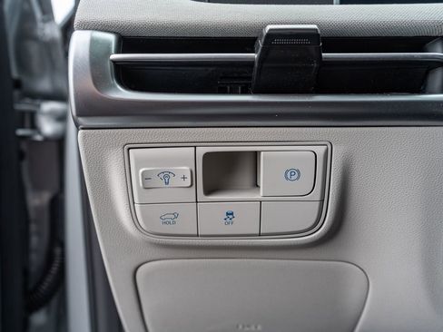 Certified 2026 Hyundai Tucson Limited image 28