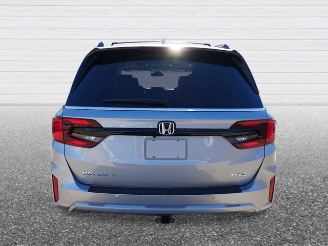 New 2027 Honda Odyssey Touring image 4