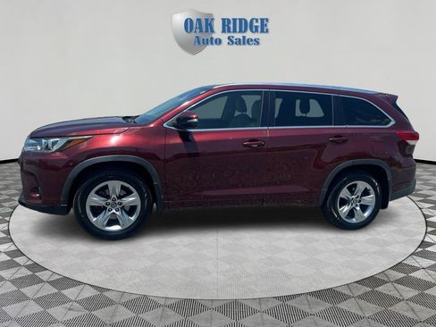 Used 2018 Toyota Highlander Limited AWD/4WD image 8
