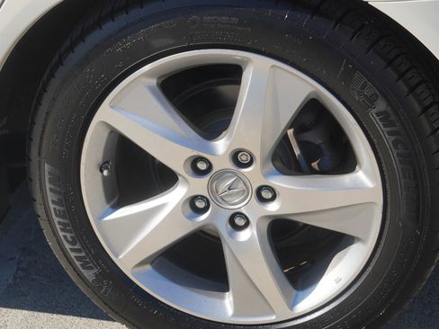 Used 2011 Acura TSX Sedan image 19