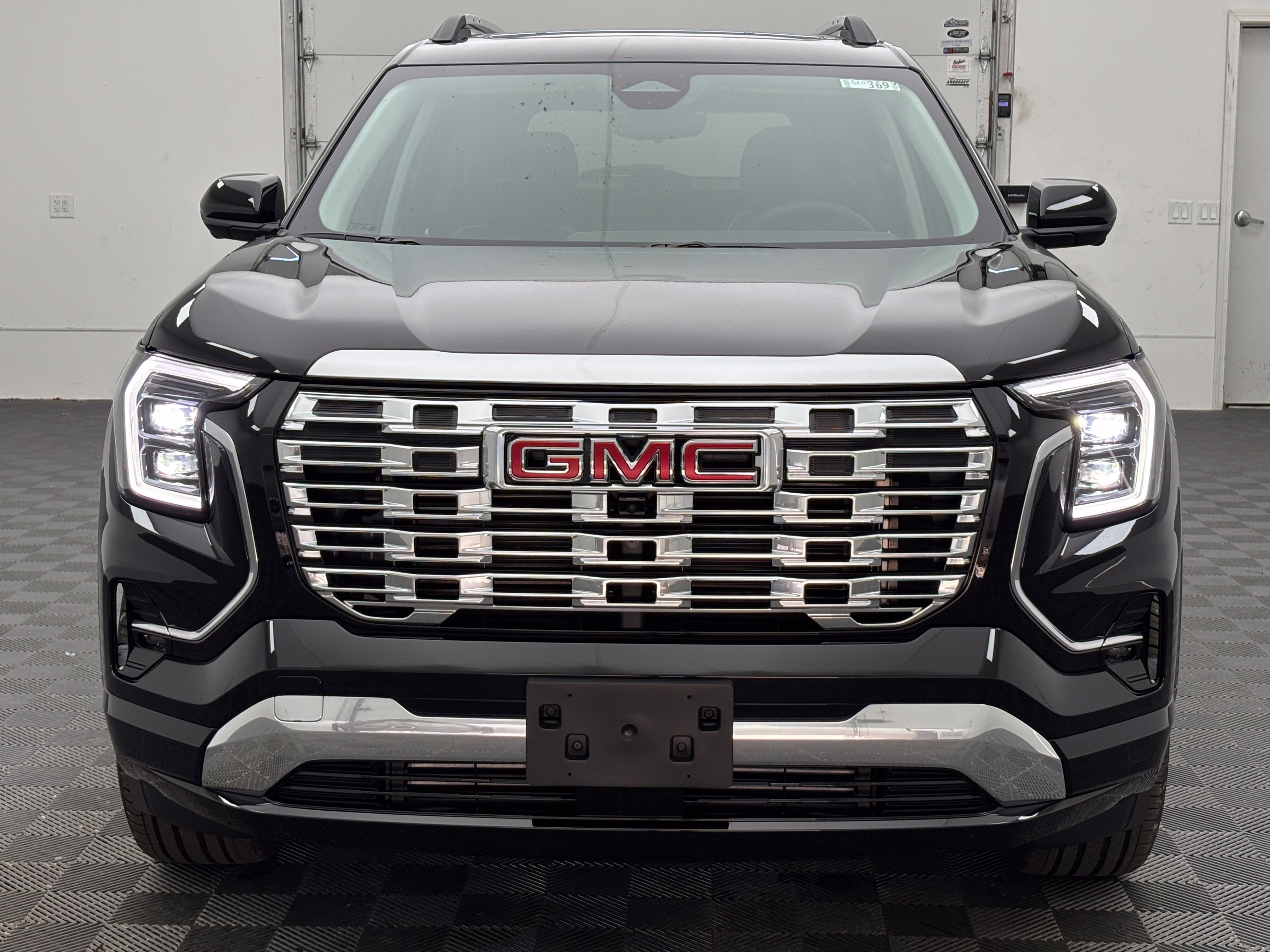 New 2027 GMC Terrain Denali w/ LPO, Floor Liner Package AWD/4WD image 16