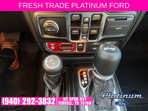 Used 2025 Jeep Wrangler Unlimited Sport AWD/4WD image 19