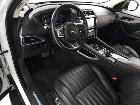 Used 2019 Jaguar F-PACE Portfolio AWD/4WD image 15
