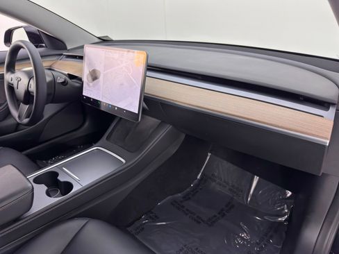 Used 2022 Tesla Model 3 Long Range image 15