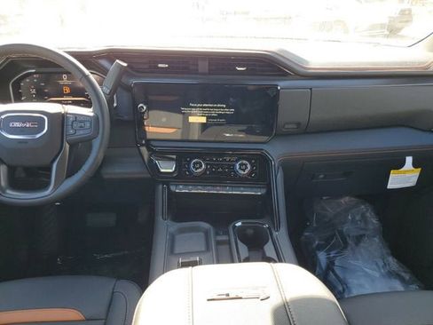 New 2026 GMC Sierra 3500 AT4 w/ AT4 Premium Plus Package AWD/4WD image 15