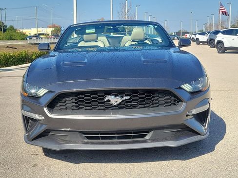 Used 2018 Ford Mustang Premium image 12