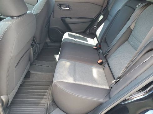 Certified 2022 Nissan Rogue SV image 28