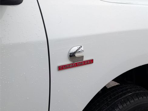 Used 2024 RAM 3500 Big Horn image 9