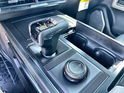 New 2026 GMC Hummer EV SUV image 26