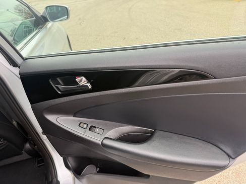 Used 2014 Hyundai Sonata Limited w/ Technology Package 05 image 20